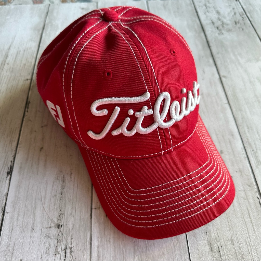 Preowned Titleist Fj Pro V1 Red Hat Golf Preowned Titleist Fj Pro V1 Red Hat Golf